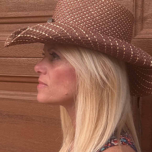 BULLHIDE COWGIRL HAT. Brown Woven Cowboy Hat with Silver Accent. #cowgirlhat - Picture 5 of 15